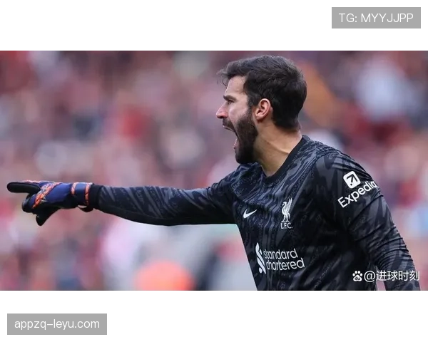 阿利松发型演变引领门将时尚新风潮，经典造型渐成潮流标杆