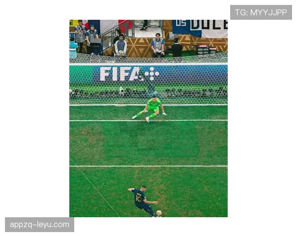 梅西达成国家队百球里程碑，巅峰状态闪耀赛场