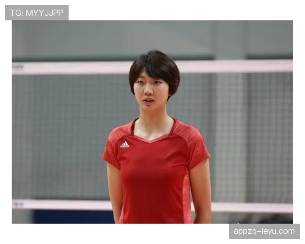 袁心玥训练完直接去逛奢侈品店，这体能炸裂跟钱包容量也太不符了吧