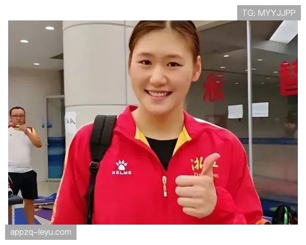 叶诗文训练完直接去吃火锅，教练气到摔哨子